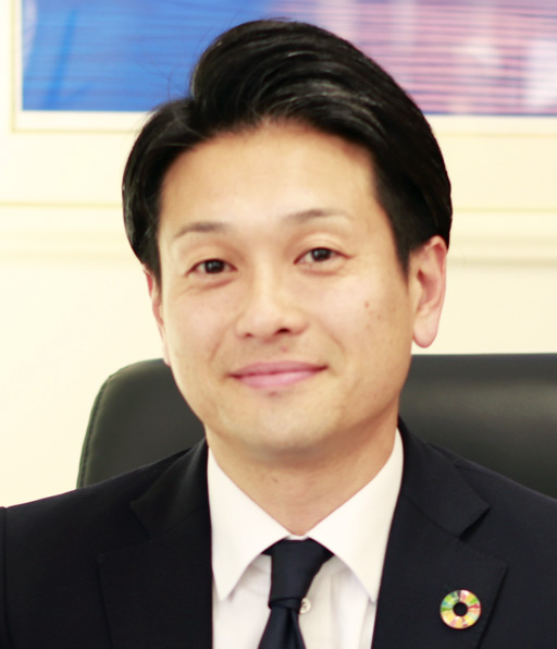 代表取締役社長 髙橋　章